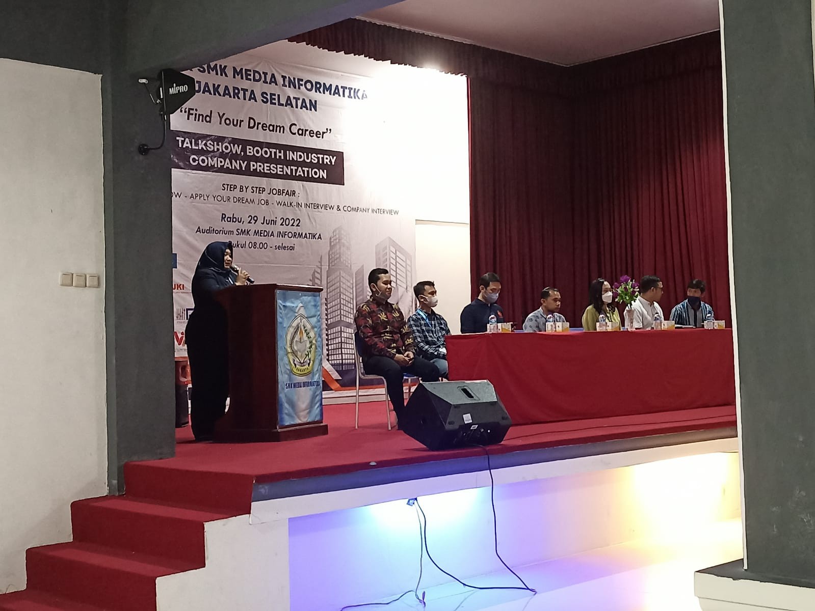 Gandeng Industri, SMK Media Informatika Gelar Jobfair