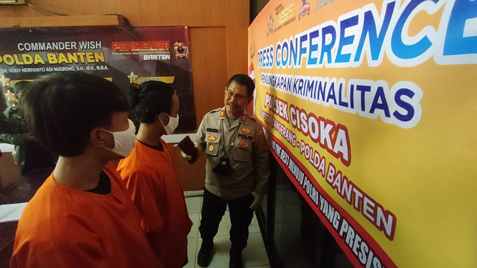 Pelaku Penipu HP Diringkus