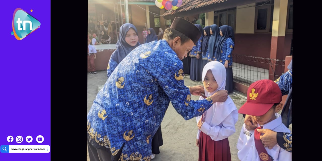 Hari Pertama Masuk, SDN Sindang Panon I Memperkenalkan Lingkungan Sekolahan
